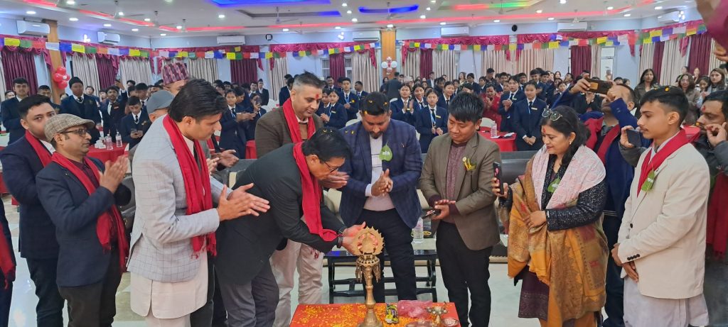 वेस्टर्न मेगा कलेजमा विद्यार्थीलाई स्वागत