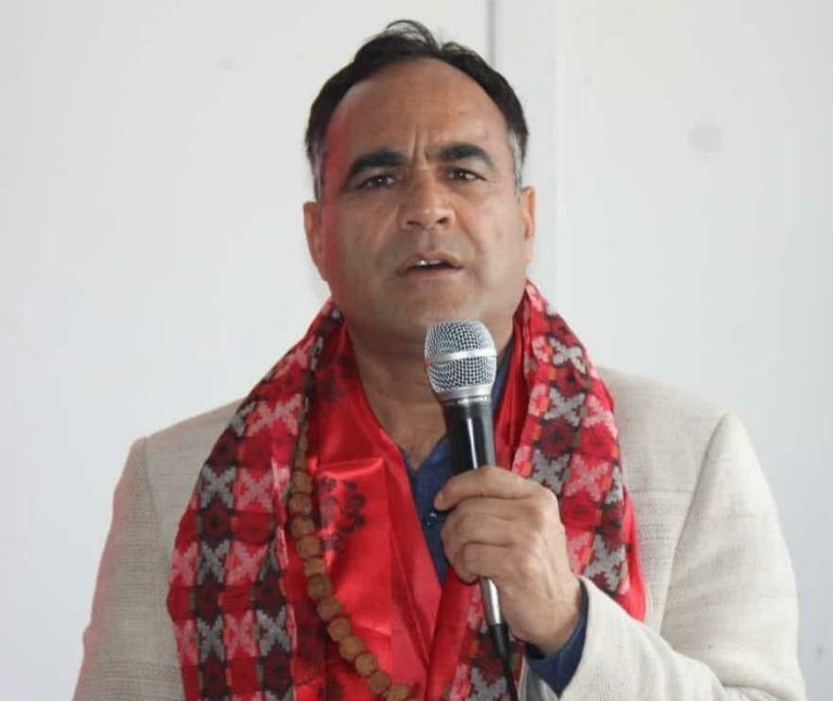 पूर्वउच्च पदस्थहरूको सुविधा बढाउने सरकारी निर्णय तत्काल फिर्ता होस् : नेता महर