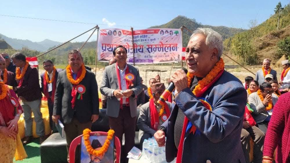 पूर्वविशिष्टलाई प्रदान गर्ने सेवासुबिधा थप्ने होइन खोस्नुपर्छ : डा. चन्द्र भण्डारी [भिडियो]