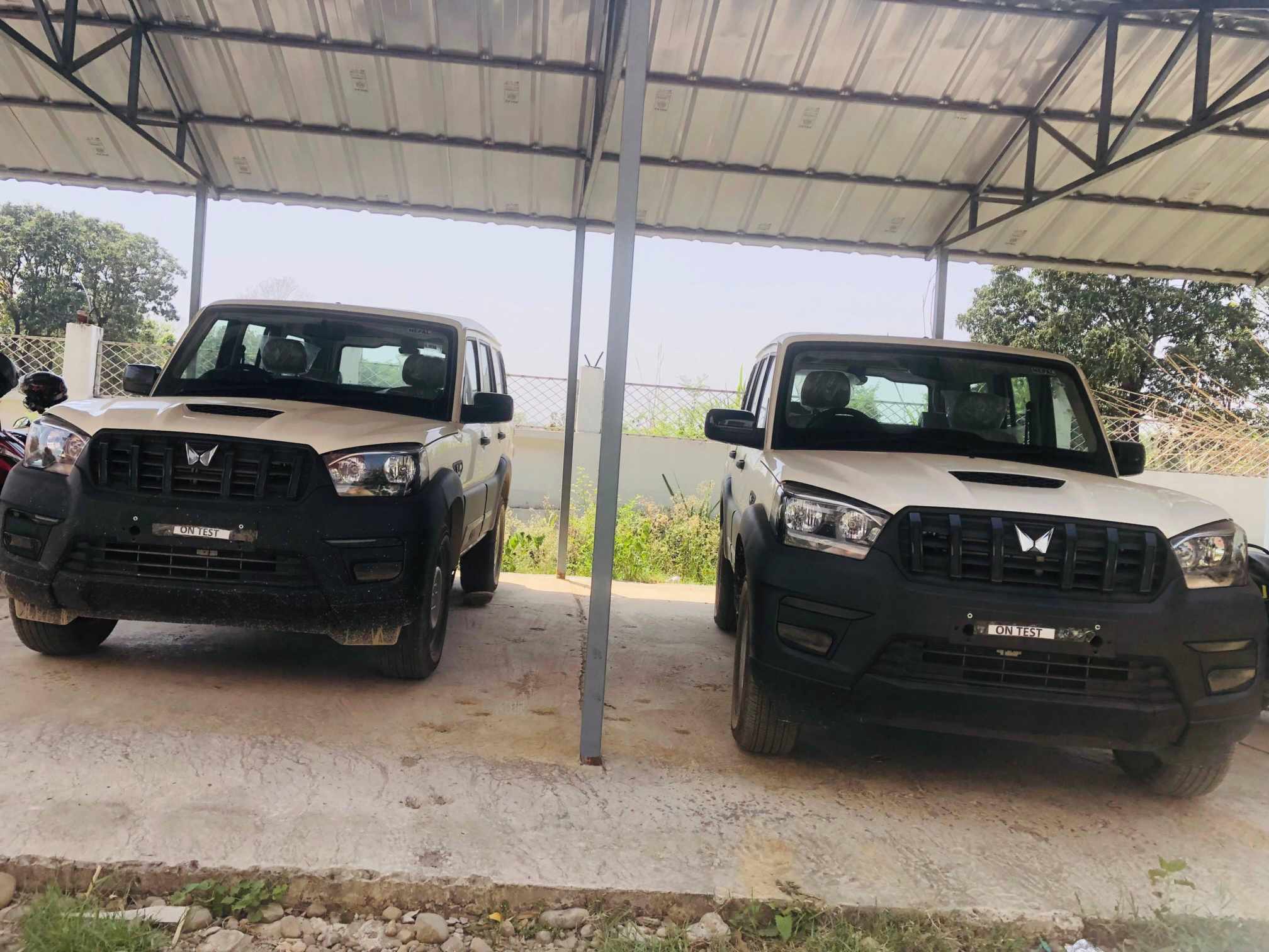 दमकलको आशमा बसेका सुनवलबासीलाई नगरपालिकाको एकैपटक दुईवटा स्कार्पियो उपहार