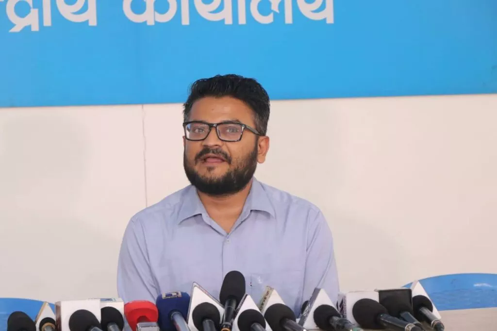 निर्वाचन आयोगले भन्यो- मुकुल ढकाल अझै रास्वपा महामन्त्री