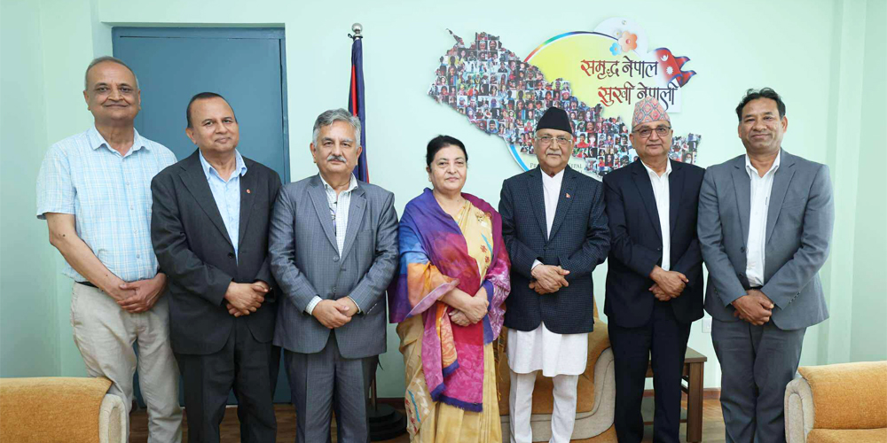 अध्यक्ष ओली र पूर्व राष्ट्रपति भण्डारीबिच भेटवार्ता