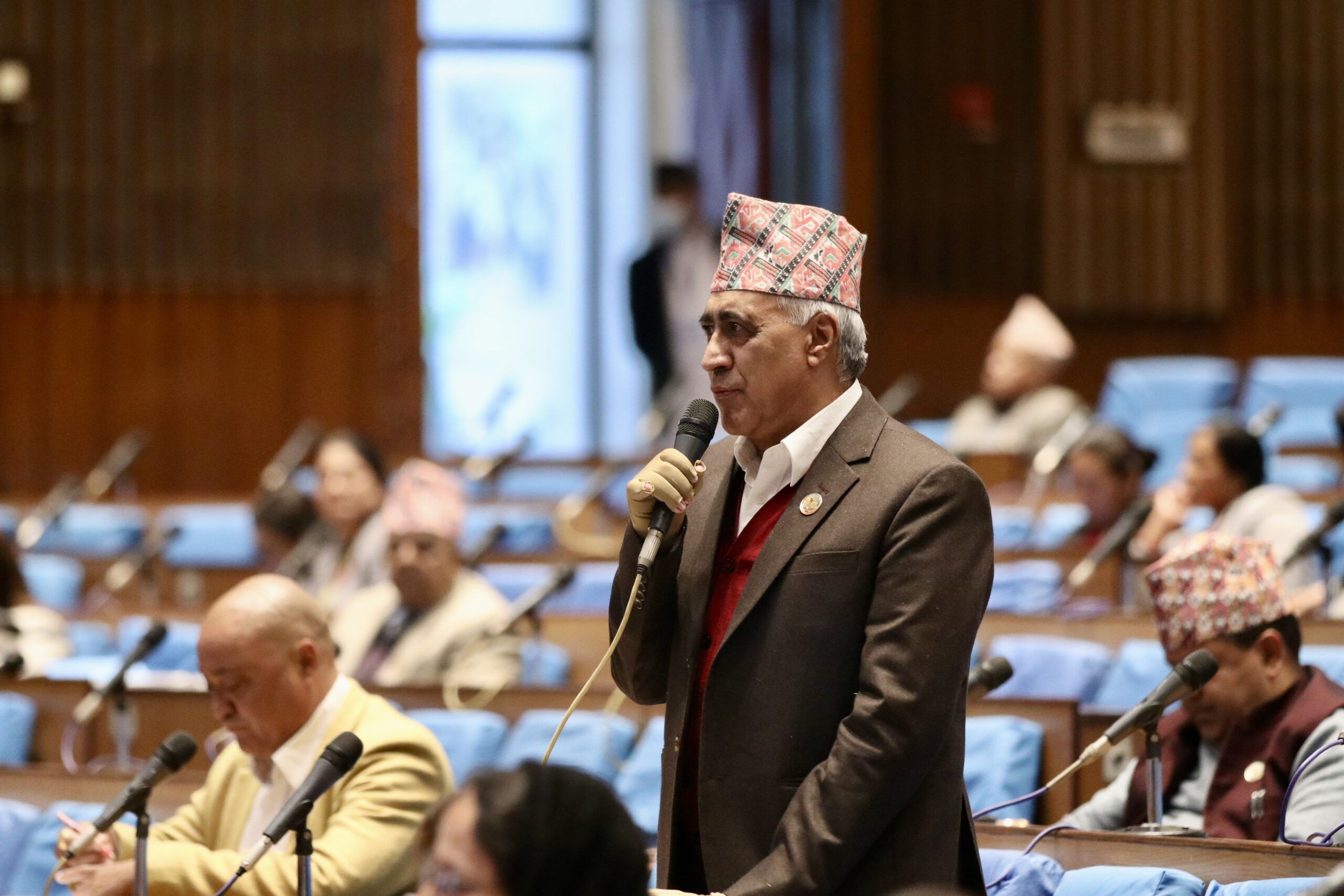 ‘युवालाई विदेश जान बाध्य बनाइएको छ, दलालसँग मिलेर शिक्षा क्षेत्र बिगारियो’ – डा. चन्द्रकान्त भण्डारी