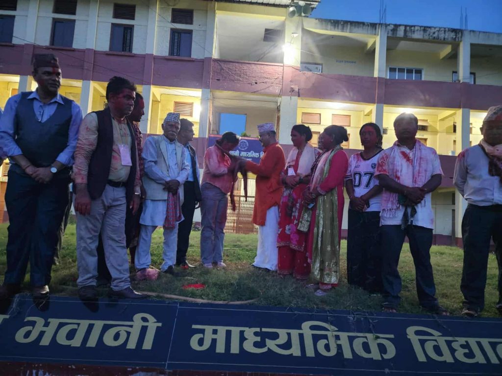 देवदह महामाया भवानी मावि : गठवन्धनलाई हराउँदै काँग्रेस निकटका उम्मेद्वार विजयी