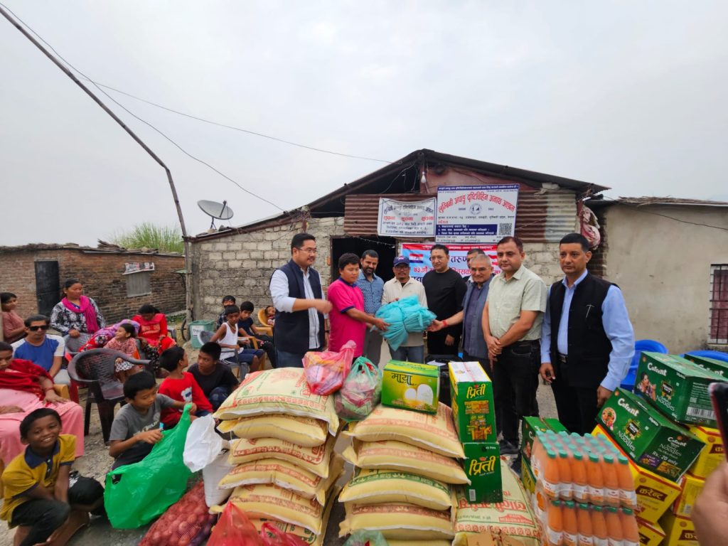 तरुण दलको ७३औं स्थापना दिवसमा मानवीय कार्य, अनाथ आश्रममा खाद्यान्न वितरण
