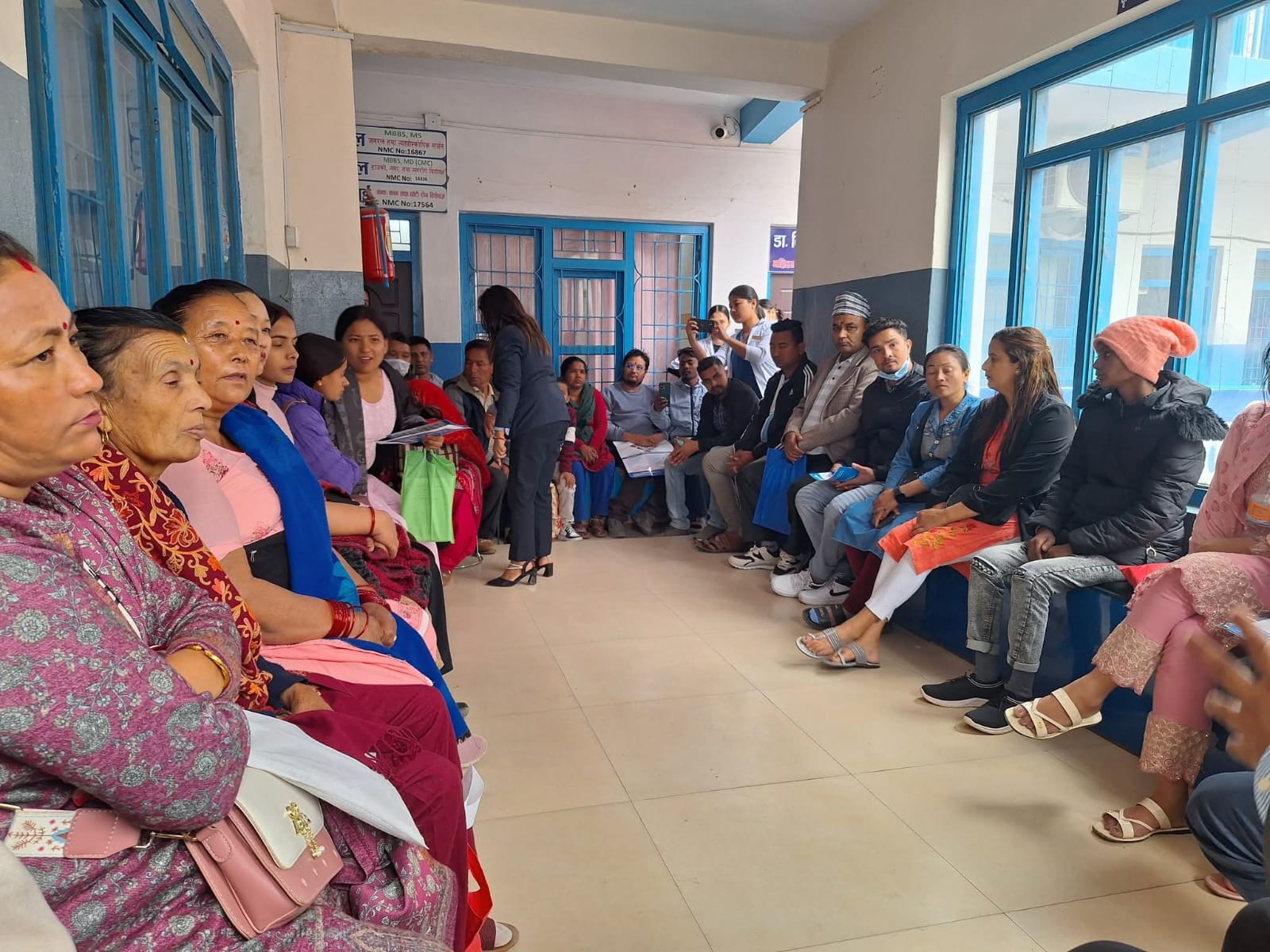 करिश्मा पोलिक्लिनिकमा १०० भन्दा बढीले गरे निःशुल्क थाइराइड तथा सुगर जाँच