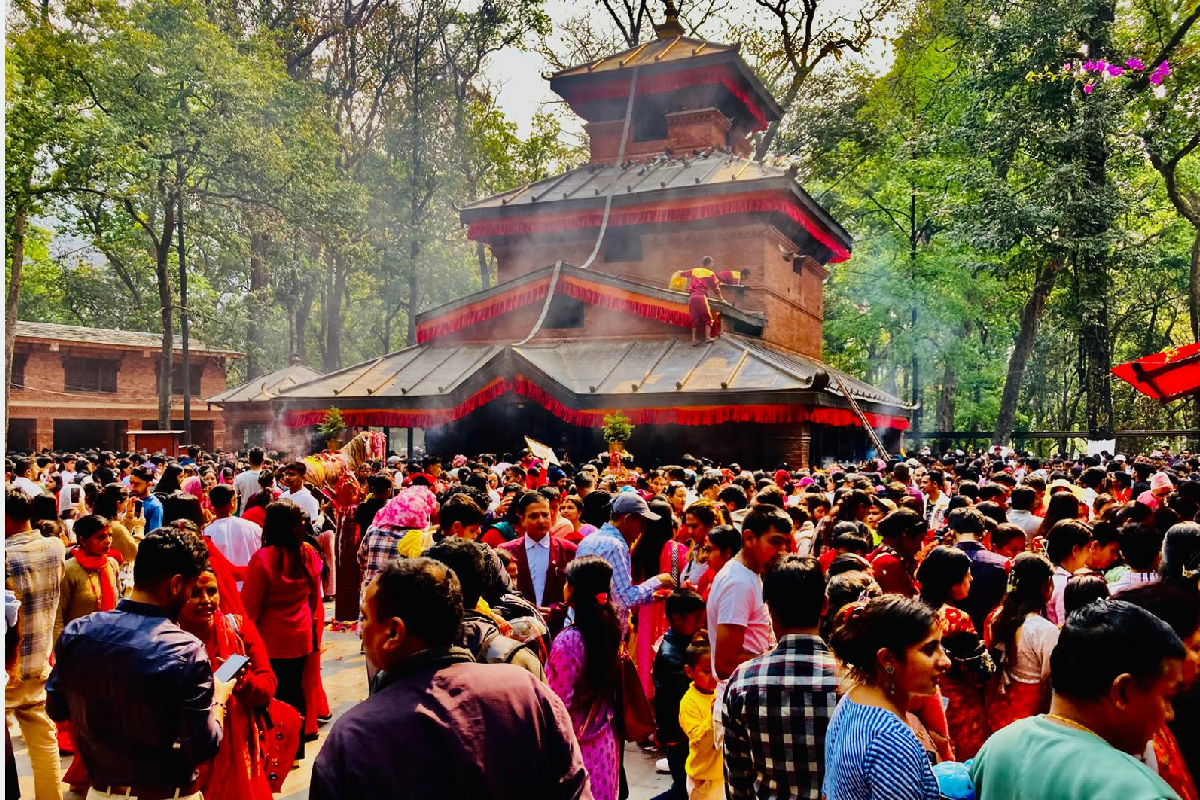 बागलुङ कालिकाको दर्शन गर्दै हेर्नुहोस् मंसिर १३ गते शनिबारको राशिफल