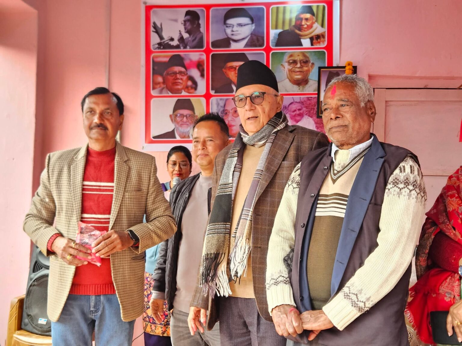 माओवादीका नेता राजकुमार कामत नेपाली कांग्रेसमा प्रवेश