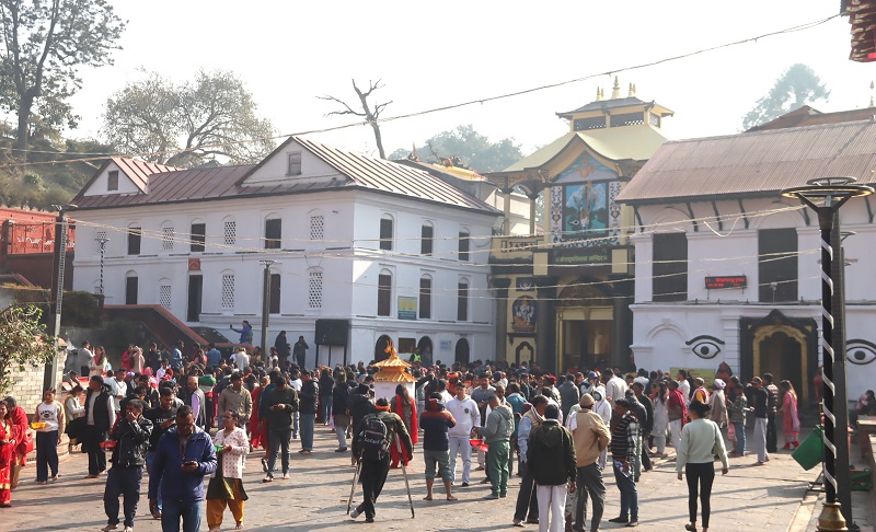 महाशिवरात्रिको तयारी : आइतबार बिहान २ बजेदेखि नै पशुपतिनाथको चारै ढोका खोलिने