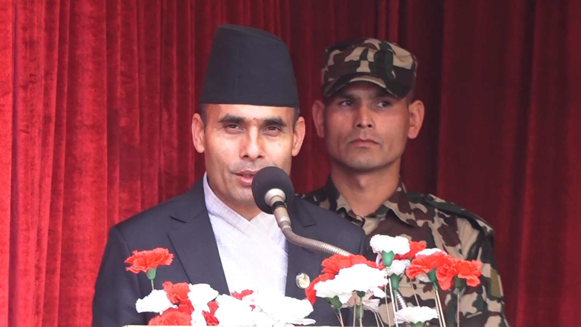 मन्त्रीलाई आइफोन दिने चर्चा ‘गलत र कपोलकल्पित’ : सञ्चारमन्त्री तिमिल्सिना