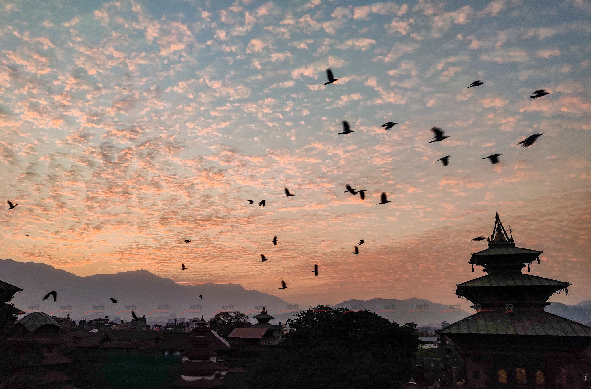हिमाली/पहाडी क्षेत्रमा वर्षा र तराईमा तातो हावाकाे लहरको पूर्वानुमान