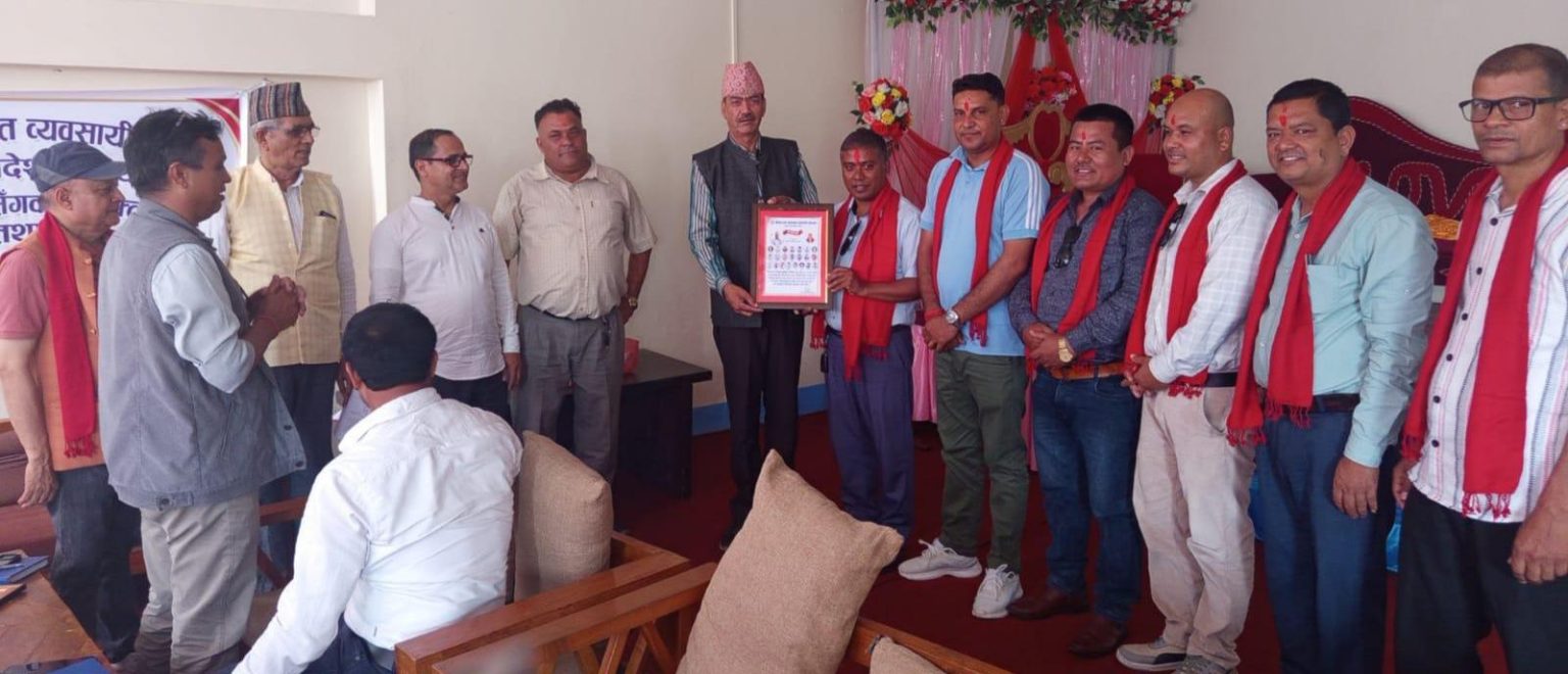 इन्धन मूल्यवृद्धिले ढुवानी व्यवसाय संकटमा : भाडा समायोजनको माग
