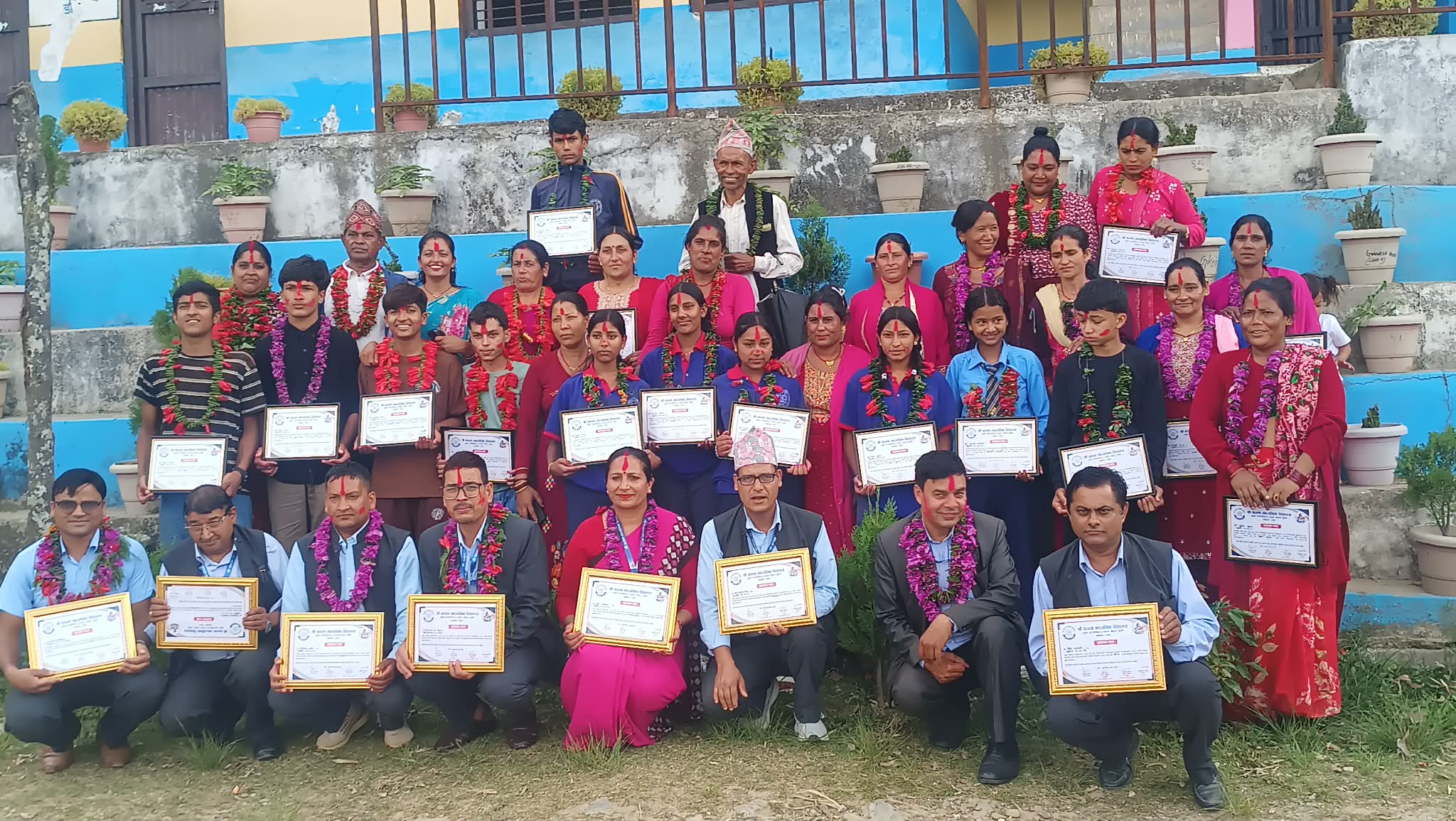 वाग्ला माविमा एसईई उत्कृष्ट नतिजा हासिल गर्ने विद्यार्थी तथा शिक्षक सम्मानित