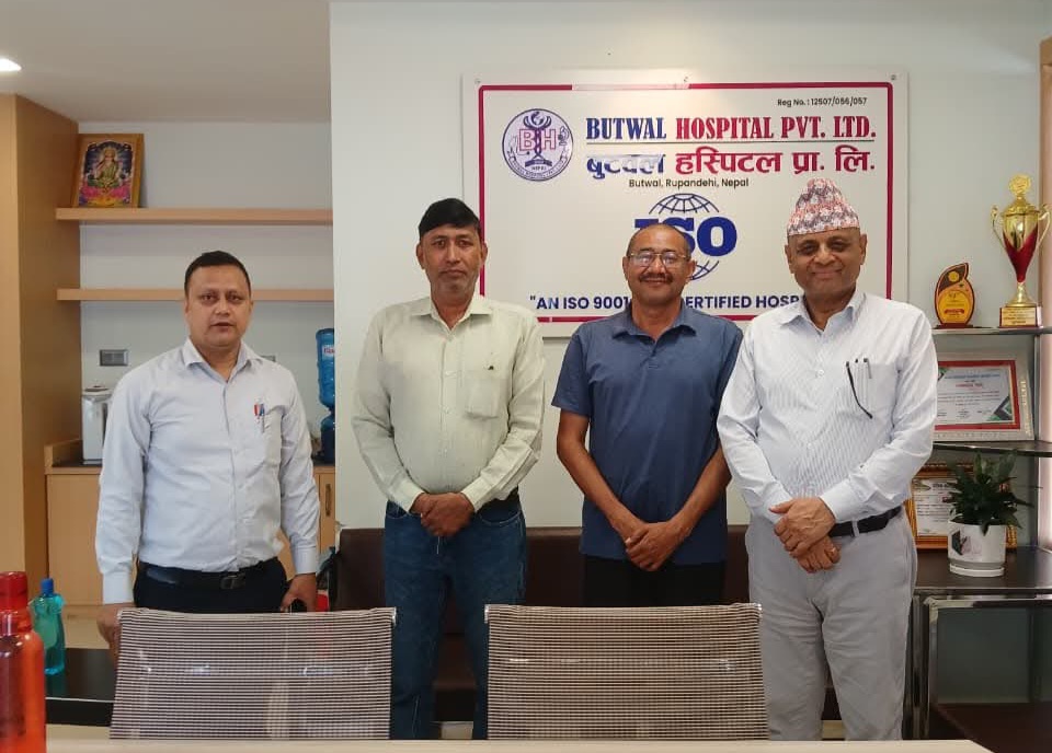 अफिन अध्यक्ष खड्काद्वारा बुटवल हस्पिटलको प्रशंसा, ‘काठमाडौंका धेरै हस्पिटलभन्दा सेवा–सुविधा उत्कृष्ट’