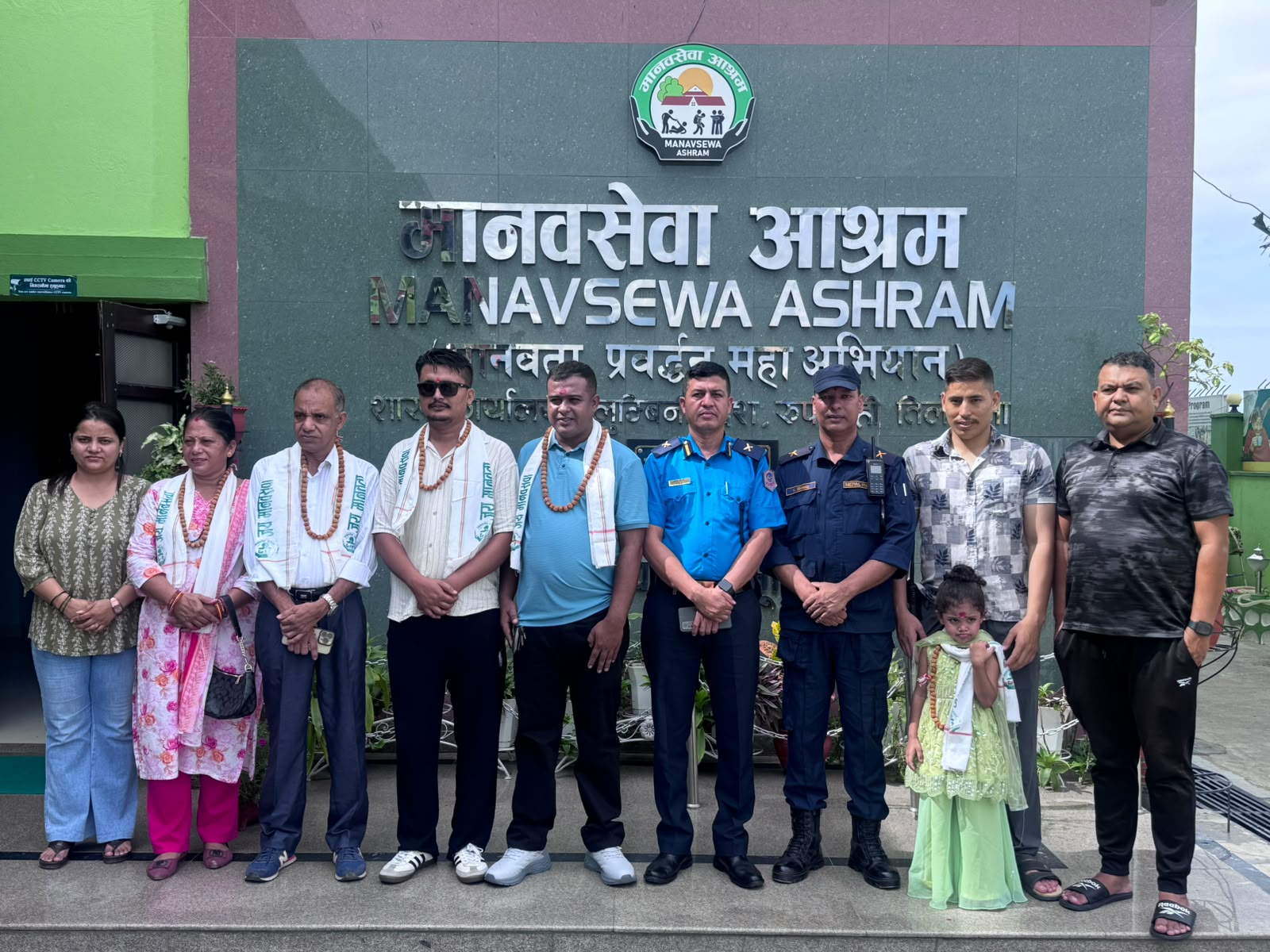 केक होइन, सेवा रोजे: सन्दिप पोख्रेलले जन्मदिन मानवसेवामा मनाए