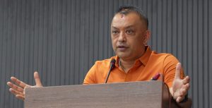 नेपालले अब नयाँ राजनीतिक उथलपुथल थेग्न सक्दैन: गगन थापा